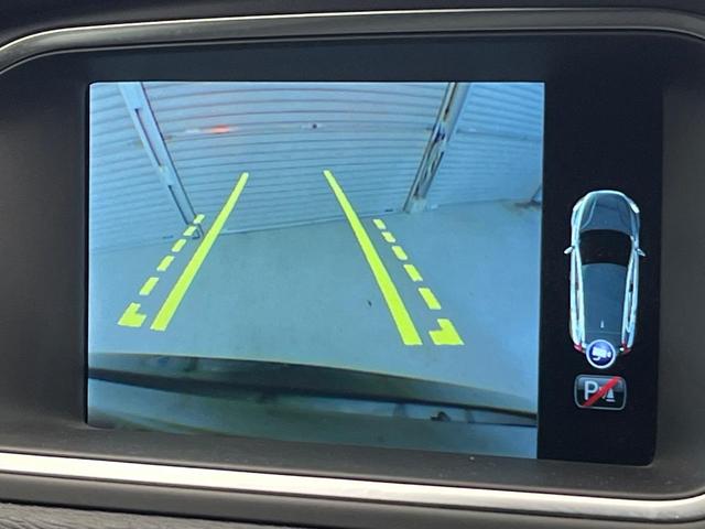 V40 D4 インスクリプション 純正ナビ 黒革シート harman/kardon パイロットアシスト バックカメラ LEDヘッドライト ブラインドスポットインフォメーション 純正17インチアルミホイール ETC(7枚目)