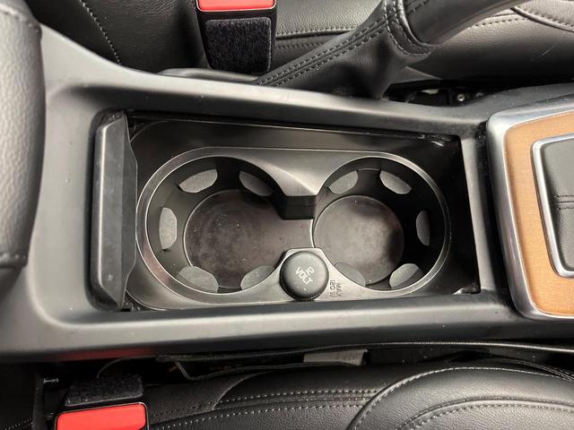 V40 D4 インスクリプション 純正ナビ 黒革シート harman/kardon パイロットアシスト バックカメラ LEDヘッドライト ブラインドスポットインフォメーション 純正17インチアルミホイール ETC(37枚目)