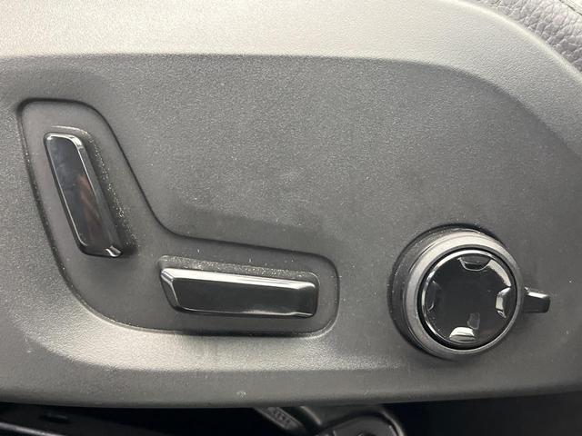 ＸＣ９０ Ｔ５　ＡＷＤ　モーメンタム　インテリセーフ　禁煙車　７人乗り　黒革シート　純正９インチナビ　３６０°ビューカメラ　前席シートヒーター　メモリー機能付きパワーシート　Ｂｌｕｅｔｏｏｔｈ　フルセグＴＶ（9枚目）