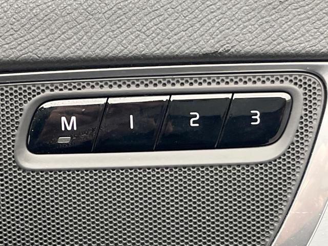 ＸＣ９０ Ｔ５　ＡＷＤ　モーメンタム　インテリセーフ　禁煙車　７人乗り　黒革シート　純正９インチナビ　３６０°ビューカメラ　前席シートヒーター　メモリー機能付きパワーシート　Ｂｌｕｅｔｏｏｔｈ　フルセグＴＶ（30枚目）