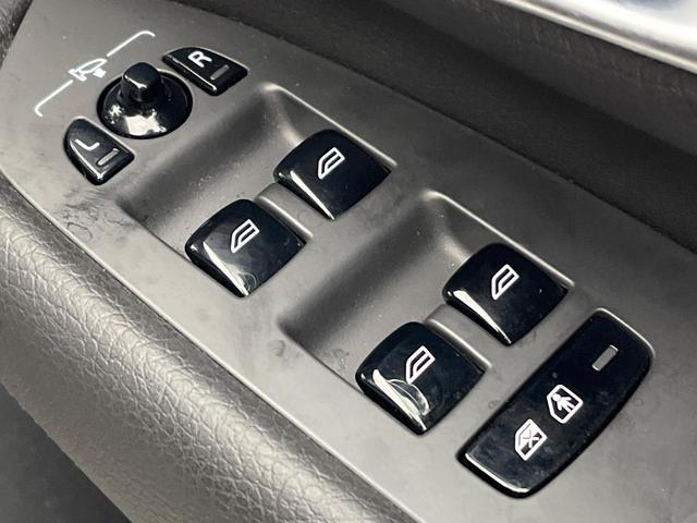 ＸＣ９０ Ｔ５　ＡＷＤ　モーメンタム　インテリセーフ　禁煙車　７人乗り　黒革シート　純正９インチナビ　３６０°ビューカメラ　前席シートヒーター　メモリー機能付きパワーシート　Ｂｌｕｅｔｏｏｔｈ　フルセグＴＶ（31枚目）