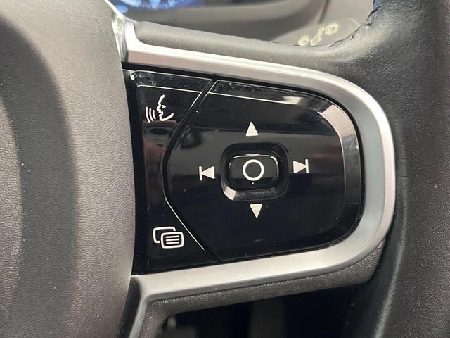 ＸＣ９０ Ｔ５　ＡＷＤ　モーメンタム　インテリセーフ　禁煙車　７人乗り　黒革シート　純正９インチナビ　３６０°ビューカメラ　前席シートヒーター　メモリー機能付きパワーシート　Ｂｌｕｅｔｏｏｔｈ　フルセグＴＶ（34枚目）