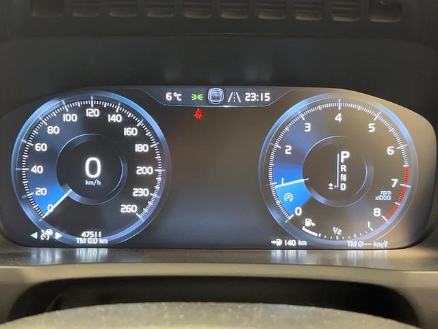 ＸＣ９０ Ｔ５　ＡＷＤ　モーメンタム　インテリセーフ　禁煙車　７人乗り　黒革シート　純正９インチナビ　３６０°ビューカメラ　前席シートヒーター　メモリー機能付きパワーシート　Ｂｌｕｅｔｏｏｔｈ　フルセグＴＶ（37枚目）