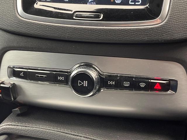 ＸＣ９０ Ｔ５　ＡＷＤ　モーメンタム　インテリセーフ　禁煙車　７人乗り　黒革シート　純正９インチナビ　３６０°ビューカメラ　前席シートヒーター　メモリー機能付きパワーシート　Ｂｌｕｅｔｏｏｔｈ　フルセグＴＶ（46枚目）