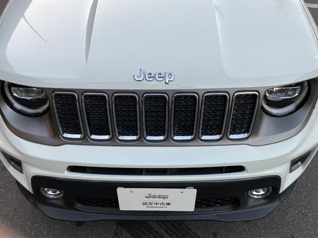 本国と同様の教育を受けたＪＥＥＰ専門のメカニックが、新車登録月から経過月数、走行距離に応じて、整備内容を３段階に設定。最大で１００項目の点検整備を実施したあとにご納車させていただきます。詳細はお気軽に