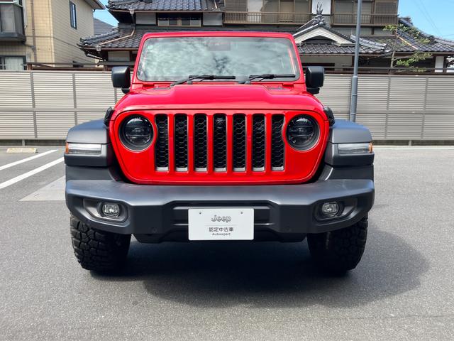 ジープ・ラングラーアンリミテッド ルビコン 認定中古車 新車保証付き 弊社元試乗車 アップルカープレイ対応 Bluetoothオーディオ 衝突被害軽減ブレーキ バックカメラ 前後障害物センサー(2枚目)