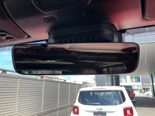 ジープ・ラングラーアンリミテッド ルビコン 認定中古車 新車保証付き 弊社元試乗車 アップルカープレイ対応 Bluetoothオーディオ 衝突被害軽減ブレーキ バックカメラ 前後障害物センサー(27枚目)