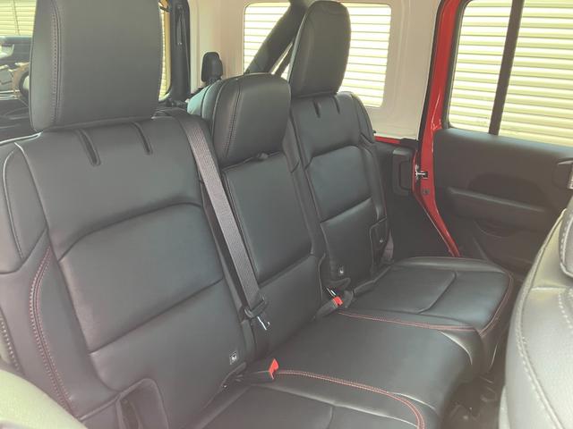 ジープ・ラングラーアンリミテッド ルビコン 認定中古車 新車保証付き 弊社元試乗車 アップルカープレイ対応 Bluetoothオーディオ 衝突被害軽減ブレーキ バックカメラ 前後障害物センサー(71枚目)