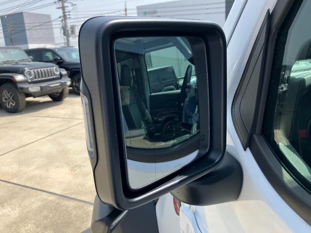 ジープ・ラングラーアンリミテッド ルビコン 認定中古車 新車保証付き 弊社元試乗車 アップルカープレイ対応 Bluetoothオーディオ 衝突被害軽減ブレーキ バックカメラ 前後障害物センサー(14枚目)