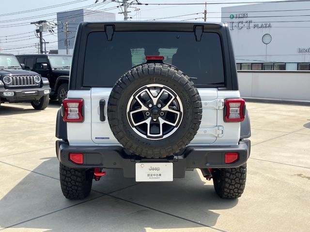 ジープ・ラングラーアンリミテッド ルビコン 認定中古車 新車保証付き 弊社元試乗車 アップルカープレイ対応 Bluetoothオーディオ 衝突被害軽減ブレーキ バックカメラ 前後障害物センサー(43枚目)