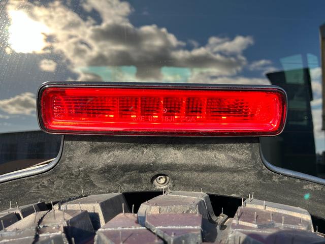 ジープ・ラングラーアンリミテッド ルビコン 認定中古車 新車保証付き 弊社元試乗車 アップルカープレイ対応 Bluetoothオーディオ 衝突被害軽減ブレーキ バックカメラ 前後障害物センサー(5枚目)