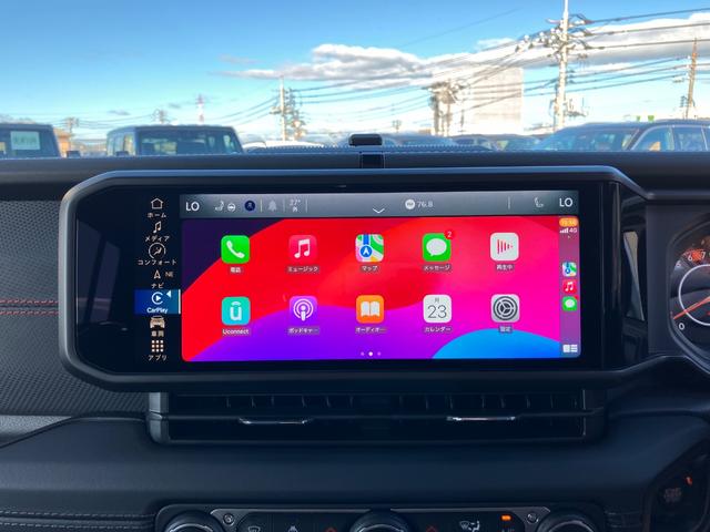 ジープ・ラングラーアンリミテッド ルビコン 認定中古車 新車保証付き 弊社元試乗車 アップルカープレイ対応 Bluetoothオーディオ 衝突被害軽減ブレーキ バックカメラ 前後障害物センサー(17枚目)