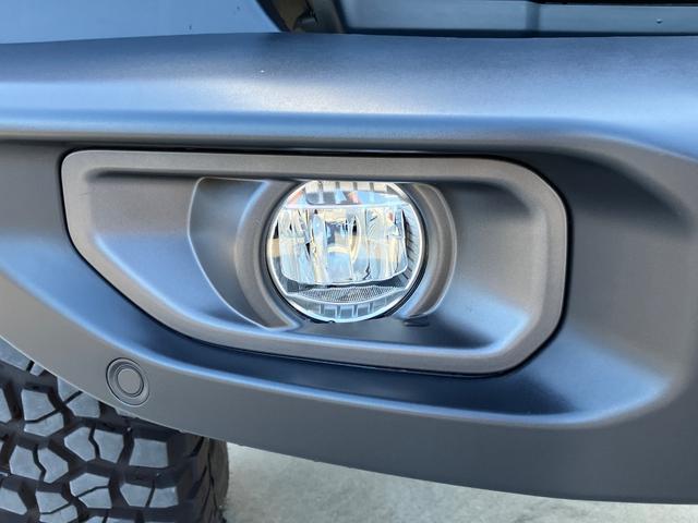 ジープ・ラングラーアンリミテッド ルビコン 認定中古車 新車保証付き 弊社元試乗車 アップルカープレイ対応 Bluetoothオーディオ 衝突被害軽減ブレーキ バックカメラ 前後障害物センサー(27枚目)