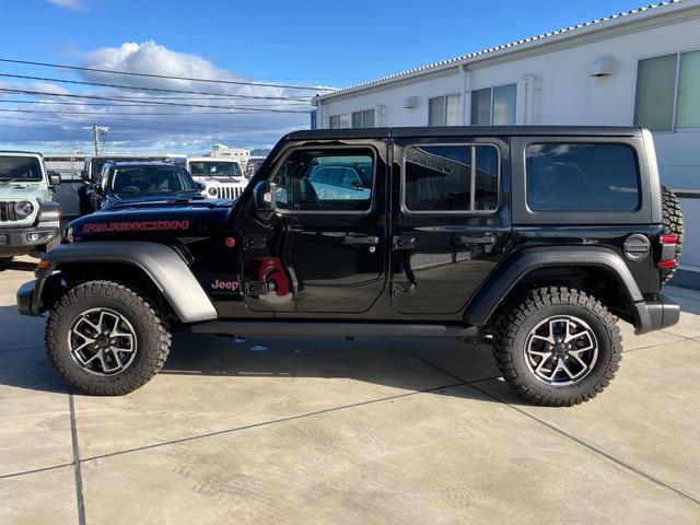 ジープ・ラングラーアンリミテッド ルビコン 認定中古車 新車保証付き 弊社元試乗車 アップルカープレイ対応 Bluetoothオーディオ 衝突被害軽減ブレーキ バックカメラ 前後障害物センサー(32枚目)