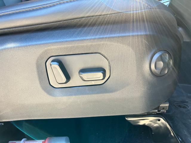 ジープ・ラングラーアンリミテッド ルビコン 認定中古車 新車保証付き 弊社元試乗車 アップルカープレイ対応 Bluetoothオーディオ 衝突被害軽減ブレーキ バックカメラ 前後障害物センサー(76枚目)