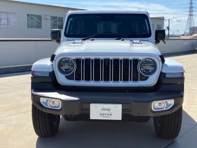 ジープ・ラングラーアンリミテッド サハラ 認定中古車 新車保証付き 弊社元試乗車 アップルカープレイ対応 Bluetoothオーディオ 衝突被害軽減ブレーキ バックカメラ 前後障害物センサー(2枚目)