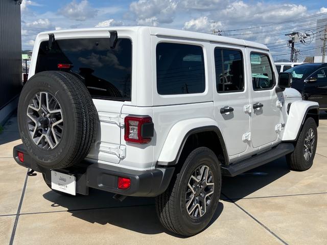 ジープ・ラングラーアンリミテッド サハラ 認定中古車 新車保証付き 弊社元試乗車 アップルカープレイ対応 Bluetoothオーディオ 衝突被害軽減ブレーキ バックカメラ 前後障害物センサー(28枚目)