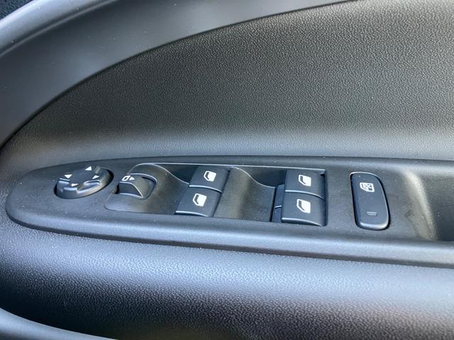 ジープ・アベンジャー ローンチエディション 認定中古車 新車保証付き 弊社元試乗車 アップルカープレイ対応 Bluetoothオーディオ 衝突被害軽減ブレーキ バックカメラ 前後障害物センサー(46枚目)