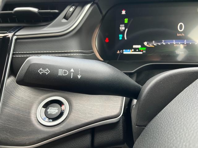 ジープ・グランドチェロキー４ｘｅ ３０ｔｈアニバーサリーエディション　認定中古車　　新車保証付き　弊社元試乗車　アップルカープレイ対応　Ｂｌｕｅｔｏｏｔｈオーディオ　衝突被害軽減ブレーキ　バックカメラ　前後障害物センサー（11枚目）