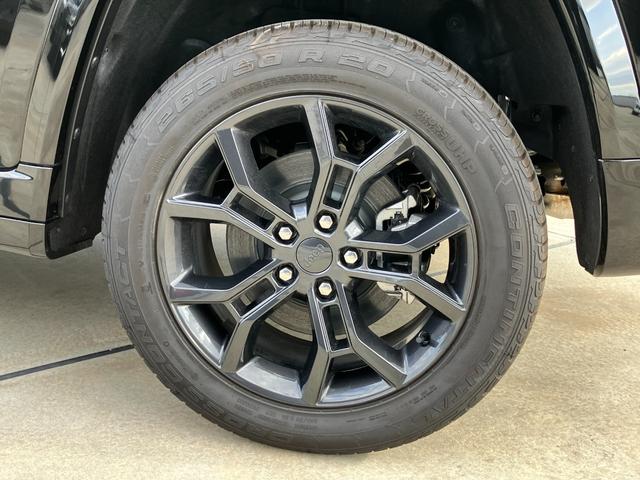 ジープ・グランドチェロキー４ｘｅ ３０ｔｈアニバーサリーエディション　認定中古車　　新車保証付き　弊社元試乗車　アップルカープレイ対応　Ｂｌｕｅｔｏｏｔｈオーディオ　衝突被害軽減ブレーキ　バックカメラ　前後障害物センサー（36枚目）