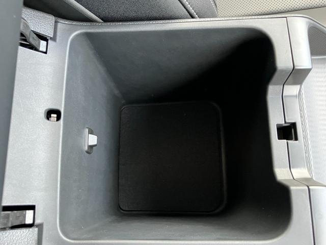 ジープ・グランドチェロキー４ｘｅ ３０ｔｈアニバーサリーエディション　認定中古車　　新車保証付き　弊社元試乗車　アップルカープレイ対応　Ｂｌｕｅｔｏｏｔｈオーディオ　衝突被害軽減ブレーキ　バックカメラ　前後障害物センサー（46枚目）