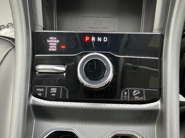 ジープ・グランドチェロキー４ｘｅ ３０ｔｈアニバーサリーエディション　認定中古車　　新車保証付き　弊社元試乗車　アップルカープレイ対応　Ｂｌｕｅｔｏｏｔｈオーディオ　衝突被害軽減ブレーキ　バックカメラ　前後障害物センサー（50枚目）