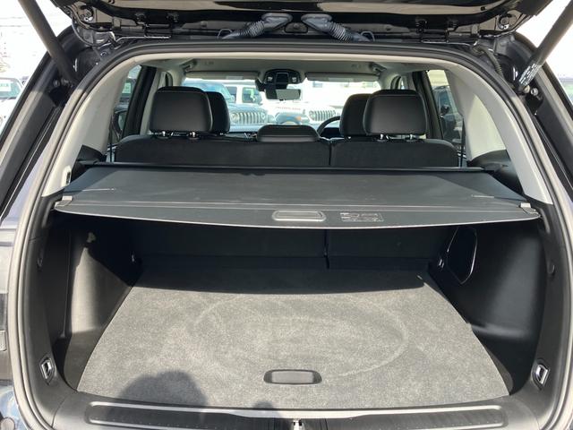 ジープ・グランドチェロキー４ｘｅ ３０ｔｈアニバーサリーエディション　認定中古車　　新車保証付き　弊社元試乗車　アップルカープレイ対応　Ｂｌｕｅｔｏｏｔｈオーディオ　衝突被害軽減ブレーキ　バックカメラ　前後障害物センサー（51枚目）