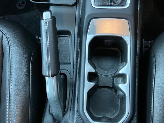 お車のお問合せはＪＥＥＰ正規ディーラーＪＥＥＰ岡山　無料電話００６６ー９７１１ー６７４３４０（携帯可）までお気軽にお問合せ下さい♪＾＾皆様のお問合せ、ご来店、スタッフ一同お待ちしております。