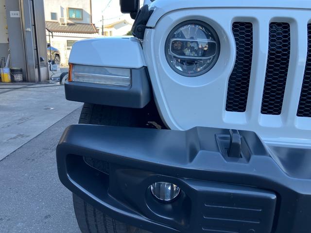 ジープ・ラングラーアンリミテッド 認定中古車 アップルカープレイ対応 Bluetoothオーディオ 衝突被害軽減ブレーキ バックカメラ 前後障害物センサー(11枚目)