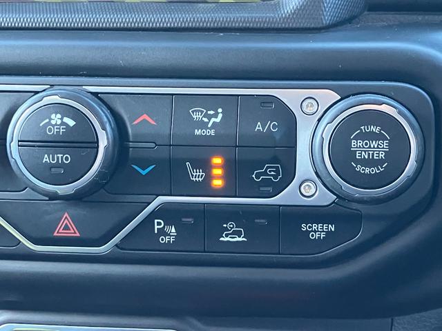 ジープ・ラングラーアンリミテッド 認定中古車 アップルカープレイ対応 Bluetoothオーディオ 衝突被害軽減ブレーキ バックカメラ 前後障害物センサー(58枚目)