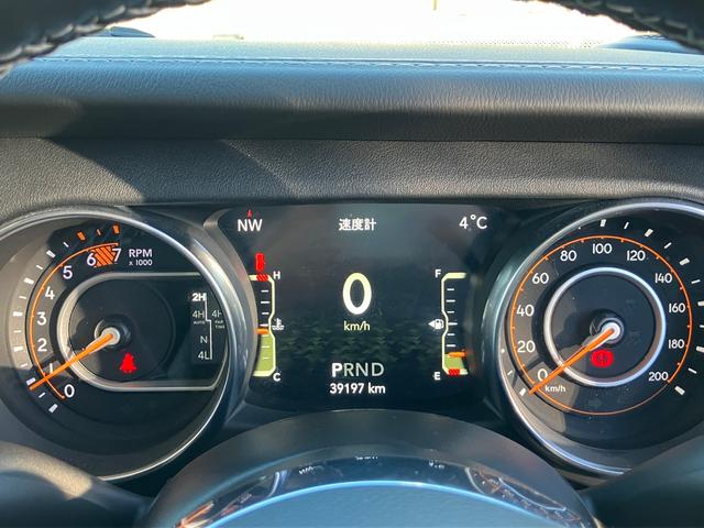 ジープ・ラングラーアンリミテッド 認定中古車 アップルカープレイ対応 Bluetoothオーディオ 衝突被害軽減ブレーキ バックカメラ 前後障害物センサー(66枚目)