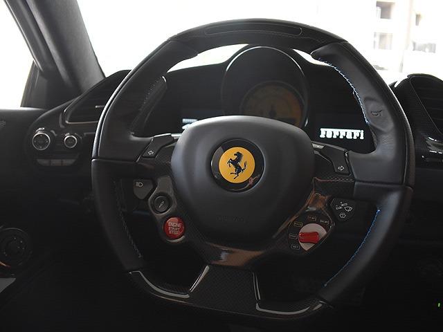 ４８８ピスタ ベースグレード　Ｆ１　ＤＣＴ　ディーラー車両・ツートンレーシングストライプ・フロントサスペンションリフト・ビアンコイタリア・走行２９００ＫＭ・フロント廻りプロテクションフィルム（26枚目）