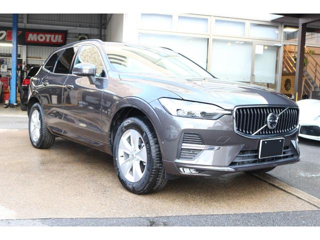 XC60 プラス B5 登録済未使用車 先進安全機能搭載(ASV) Googleナビ 360°カメラ レザーシート FRシートヒーター Appleカープレイ Androidオート ステアリングヒーター スマートキー(3枚目)