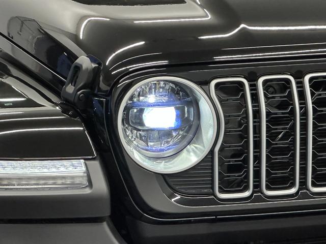 ジープ・ラングラーアンリミテッド サハラ　登録済み未使用車　レザーシート　パワーシート　ＬＥＤヘッドライト　スマートキー　フロントカメラ　バックカメラ　純正ナビ　アップルカープレイ　グーグルオート（43枚目）