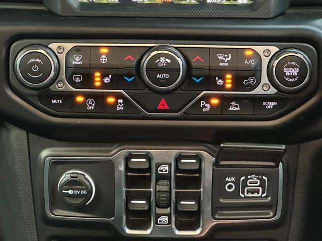 ジープ・ラングラーアンリミテッド サハラ　ワンオーナー　Ａｐｐｌｅ　ＣａｒＰｌａｙ　レザーシート・ヒーター　アダプティブクルーズコントロール　純正ナビ　ＴＶ地デジ　Ｂｌｕｅｔｏｏｔｈ　ハンドルヒーター　Ｂカメラ　ＥＴＣ　ＬＥＤ　認定中古車保証（35枚目）