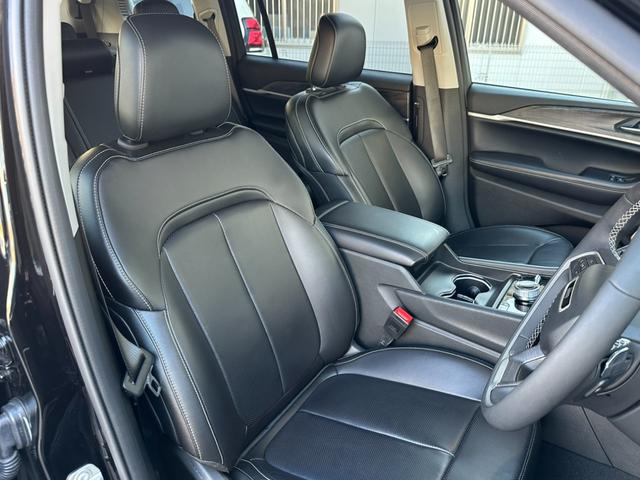 ジープ・グランドチェロキーL リミテッド 1オ-ナー 360カメラ 3列シ-ト CarPlay Bluetooth 純正ナビゲーション フルセグ 革シート シートヒータ&クーラー 前面衝突警報 ACC 電動リアゲート ETC 認定中古車保証付(9枚目)