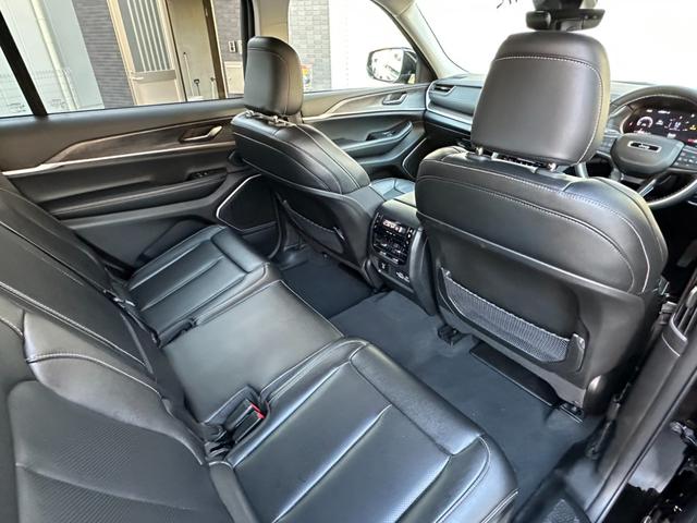 ジープ・グランドチェロキーL リミテッド 1オ-ナー 360カメラ 3列シ-ト CarPlay Bluetooth 純正ナビゲーション フルセグ 革シート シートヒータ&クーラー 前面衝突警報 ACC 電動リアゲート ETC 認定中古車保証付(40枚目)