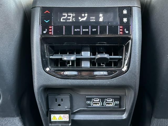 ジープ・グランドチェロキーL リミテッド 1オ-ナー 360カメラ 3列シ-ト CarPlay Bluetooth 純正ナビゲーション フルセグ 革シート シートヒータ&クーラー 前面衝突警報 ACC 電動リアゲート ETC 認定中古車保証付(44枚目)