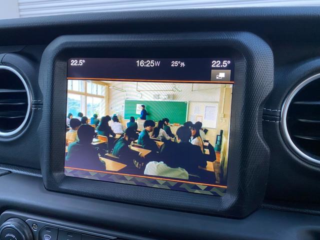 ジープ・ラングラーアンリミテッド サハラ 革シ-ト Bluetooth AppleCarPlay LEDヘッドライト フルセグ ACC 全面衝突警報 バックカメラ サイドカメラ フロントカメラ ブラインドスポットモニタ-  認定中古車保証付き(31枚目)