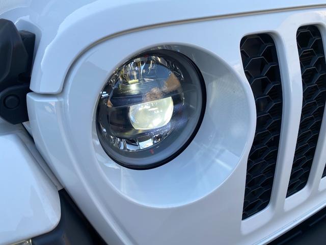 ジープ・ラングラーアンリミテッド サハラ 革シ-ト Bluetooth AppleCarPlay LEDヘッドライト フルセグ ACC 全面衝突警報 バックカメラ サイドカメラ フロントカメラ ブラインドスポットモニタ-  認定中古車保証付き(51枚目)