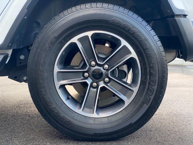 ジープ・ラングラーアンリミテッド サハラ 革シ-ト Bluetooth AppleCarPlay LEDヘッドライト フルセグ ACC 全面衝突警報 バックカメラ サイドカメラ フロントカメラ ブラインドスポットモニタ-  認定中古車保証付き(58枚目)