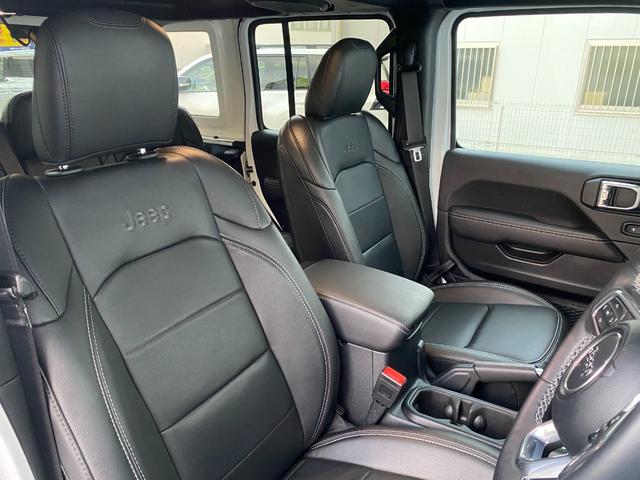 ジープ・ラングラーアンリミテッド サハラ 革シ-ト Bluetooth AppleCarPlay LEDヘッドライト フルセグ ACC 全面衝突警報 バックカメラ サイドカメラ フロントカメラ ブラインドスポットモニタ-  認定中古車保証付き(72枚目)