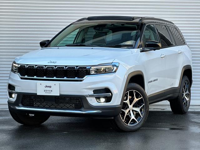 ジープ・コマンダー リミテッド　１オ－ナ－　サンルーフ　革Ｐシ－ト　ＬＥＤ　ＡｐｐｌｅＣａｒＰｌａｙ　Ｂｌｕｅｔｏｏｔｈ　ＡＣＣ　ナビ　３６０カメラ　ブラインドスポットモニタ－　レーンキープアシスト　電動Ｒゲート　認定中古車保証付き（17枚目）