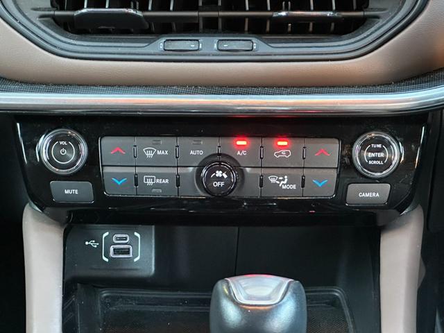 ジープ・コマンダー リミテッド　１オ－ナ－　サンルーフ　革Ｐシ－ト　ＬＥＤ　ＡｐｐｌｅＣａｒＰｌａｙ　Ｂｌｕｅｔｏｏｔｈ　ＡＣＣ　ナビ　３６０カメラ　ブラインドスポットモニタ－　レーンキープアシスト　電動Ｒゲート　認定中古車保証付き（35枚目）