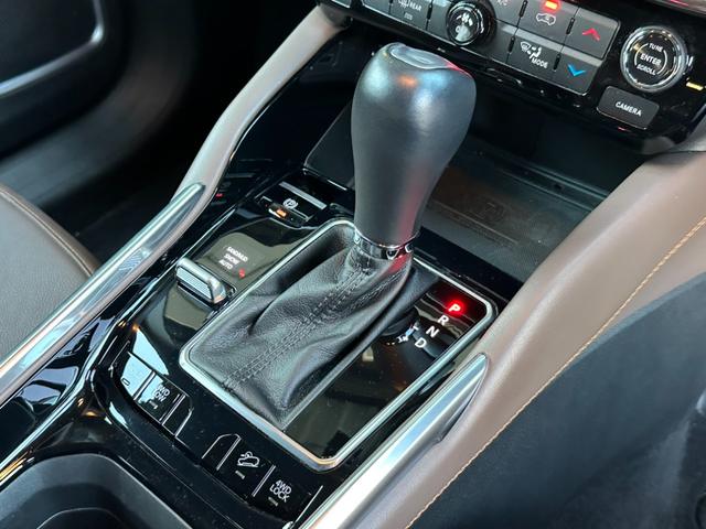 ジープ・コマンダー リミテッド　１オ－ナ－　サンルーフ　革Ｐシ－ト　ＬＥＤ　ＡｐｐｌｅＣａｒＰｌａｙ　Ｂｌｕｅｔｏｏｔｈ　ＡＣＣ　ナビ　３６０カメラ　ブラインドスポットモニタ－　レーンキープアシスト　電動Ｒゲート　認定中古車保証付き（36枚目）
