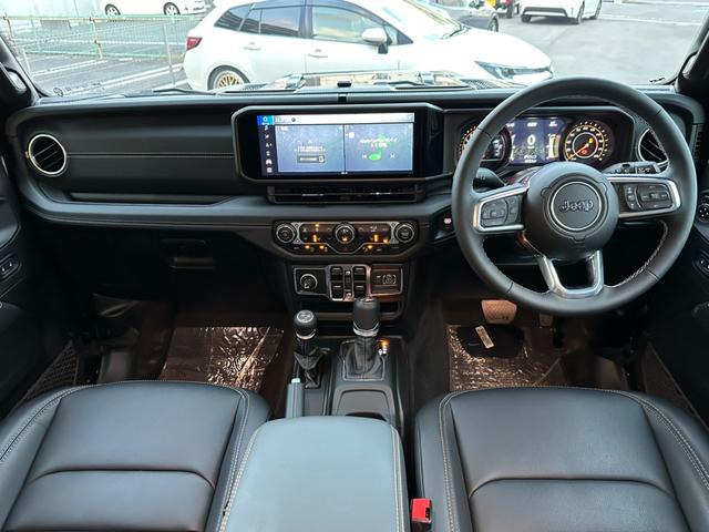 試乗受付も行っております！！【要予約】サイズも様々な設定があるＪｅｅｐ。街乗り仕様モデルから本格オフロードモデルまで多岐に渡るラインナップからご試乗いただけますＴＥＬ：００７８−６０４４−２３１０