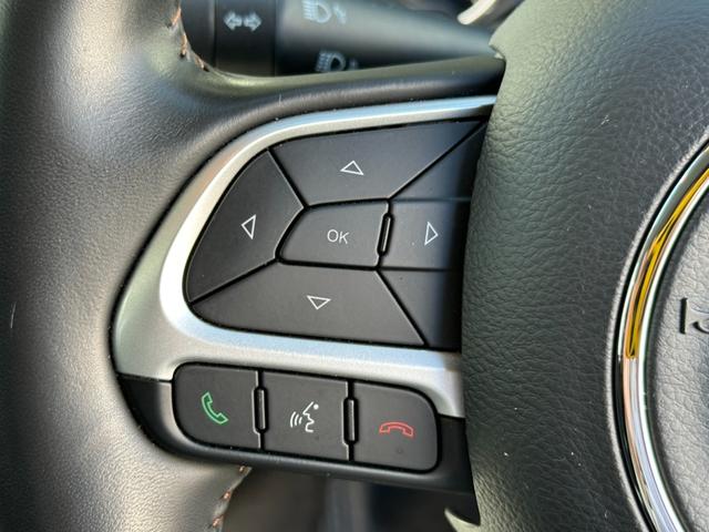 ジープ・コンパス ロンジチュード　１オ－ナ－　Ｂカメラ　ＡｐｐｌｅＣａｒＰｌａｙ　Ｂｌｕｅｔｏｏｔｈ　ＥＴＣ　純正ナビ　クルーズコントロール　パーキングアシスト　ブラインドスポットモニター　リアトラフィックモニター　認定中古車保証付き（25枚目）