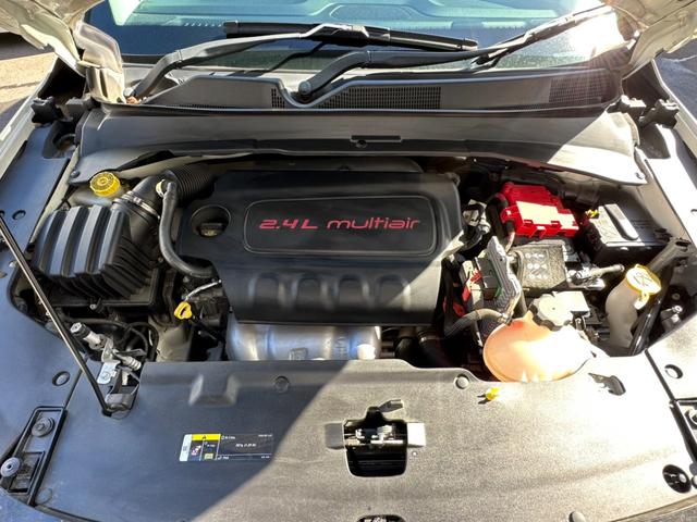 ジープ・コンパス ロンジチュード　１オ－ナ－　Ｂカメラ　ＡｐｐｌｅＣａｒＰｌａｙ　Ｂｌｕｅｔｏｏｔｈ　ＥＴＣ　純正ナビ　クルーズコントロール　パーキングアシスト　ブラインドスポットモニター　リアトラフィックモニター　認定中古車保証付き（40枚目）