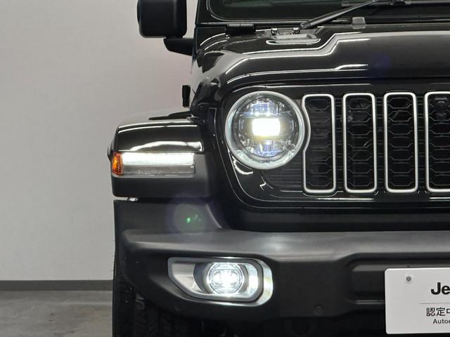 ジープ・ラングラーアンリミテッド サハラ　登録済未使用車　マイナーチェンジ後期モデル　ＬＥＤ　ＡＣＣ　革Ｐシ－ト　前面衝突警報　ブラインドスポットモニタ－　フロントカメラ　バックカメラ　ヒルディセントコントロール　ＥＴＣ　認定中古車保証付き（47枚目）