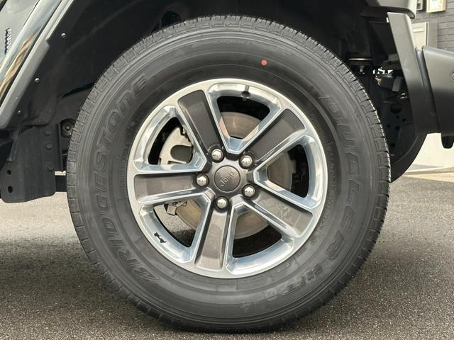 輸入車正規ディーラー店であるのはもちろんのこと、保険代理店でもあります。セールススタッフは全員、保険の有資格者ですので保険のご相談もお任せ下さい！ＴＥＬ：００７８−６０４４−２３１０